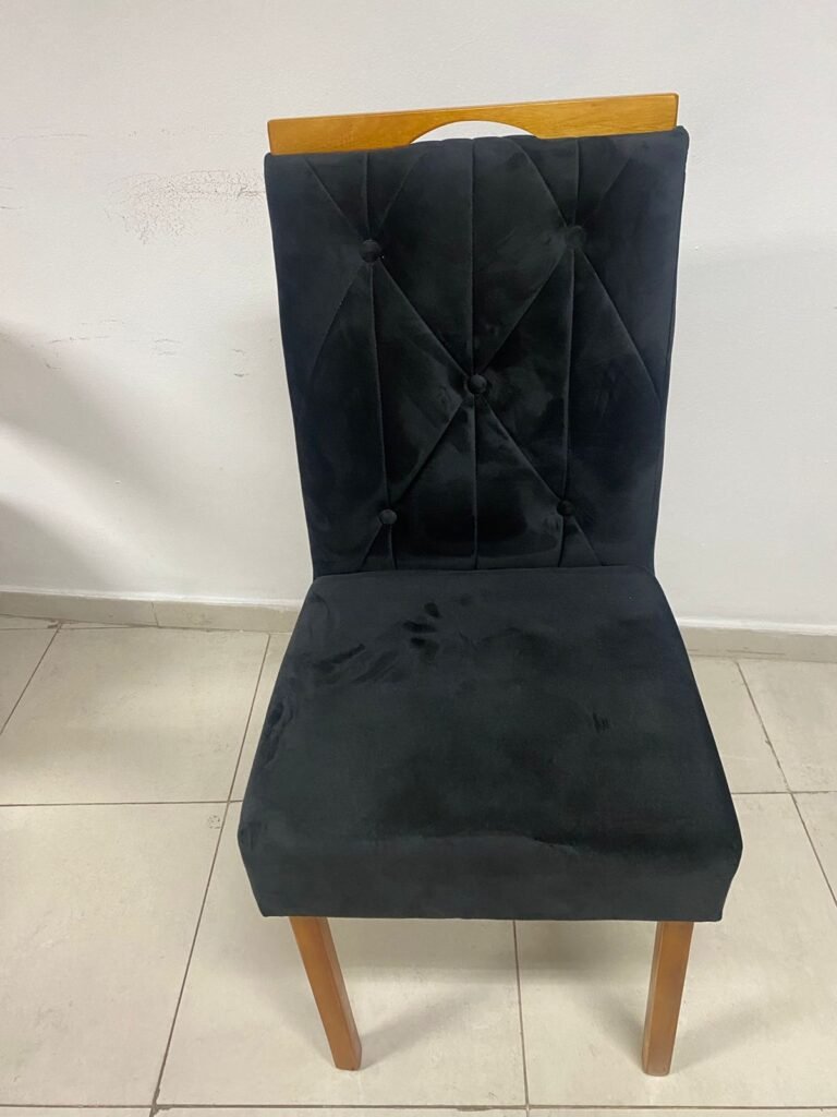 Mesa Salinas/Helô/Los Angeles 90 Cinamomo/Off White com 4 Cadeiras Yasmim Veludo Preto – CEL MÓVEIS + KM DECOR - Imagem 2