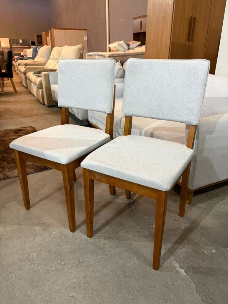 Mesa Salinas/Helô/Los Angeles 120 Cinamomo/Off White com 4 Cadeiras Pérola Linho Cinza Prata – CEL MÓVEIS + DOBUÊ MOVELARIA - Imagem 2