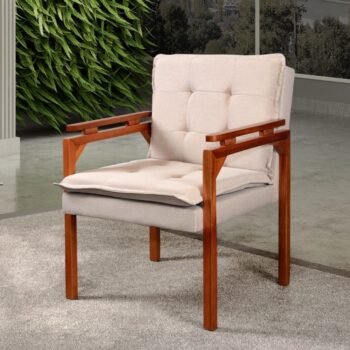 Poltrona Belíssima Veludo Bege - JOSEBE DECOR