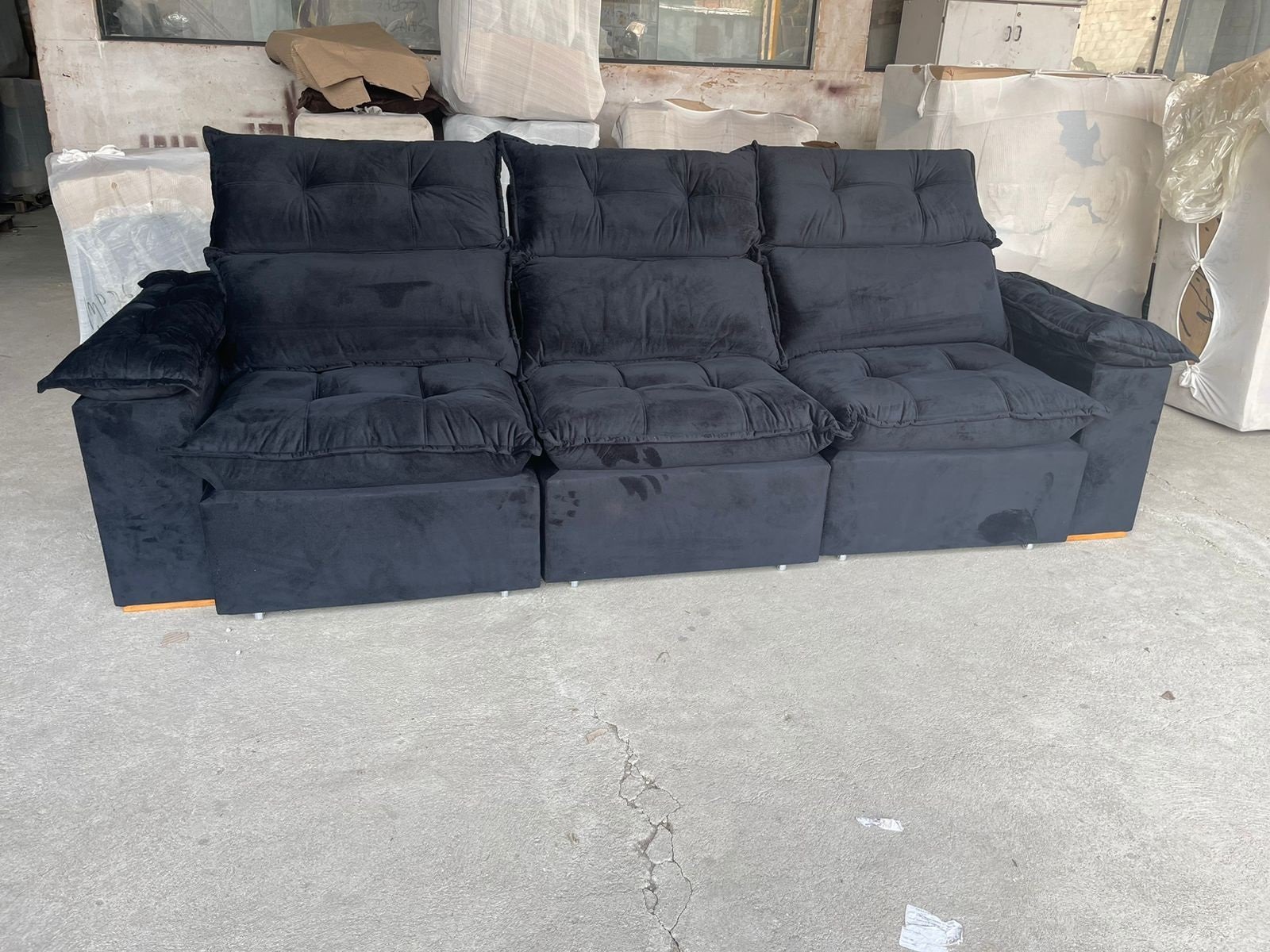 Sofá Retrátil e Reclinável Imperial 2,75 m Veludo Jolie Preto 12 – IMPERIAL DECOR - Imagem 5